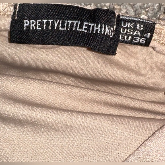 PRETTYLITTLETHING - Tan Bow Open Back Thong Bodysuit - Picture 6 of 6